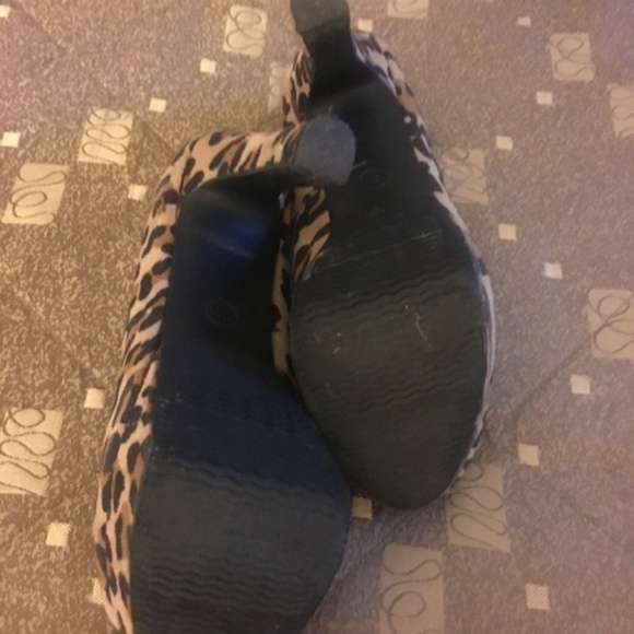 Super Gorgeous Massimo Leopard Print Platforms!😋 - Picture 4 of 7